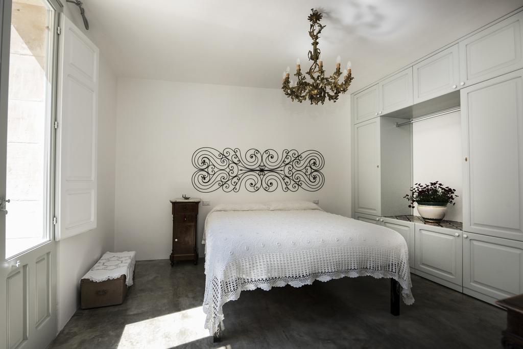 לינה וארוחת בוקר שיקלי Sanbartolomeo Casa & Putia מראה חיצוני תמונה