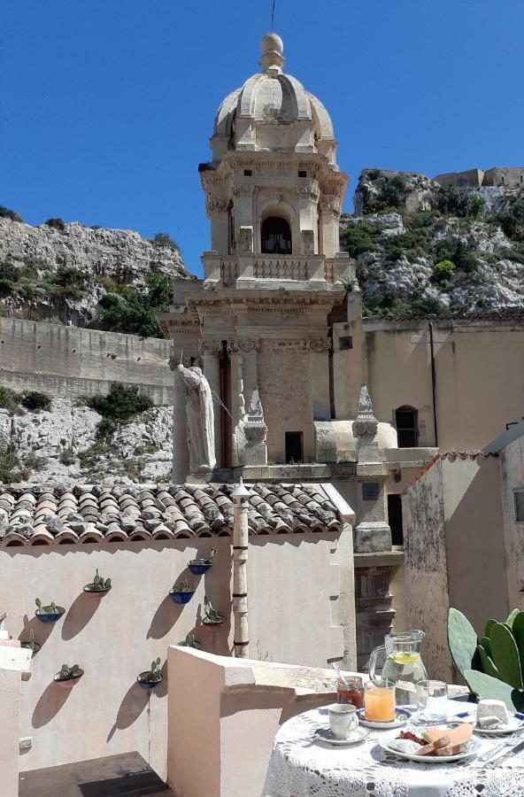 לינה וארוחת בוקר שיקלי Sanbartolomeo Casa & Putia מראה חיצוני תמונה